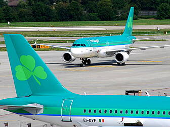 Mixed reaction to Aer Lingus d...